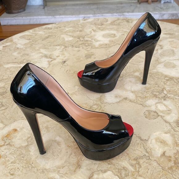 Petit Cadeaux Platform Peep Toe 5” Stiletto Heels Black Patent & Red - As New - Picture 8 of 16